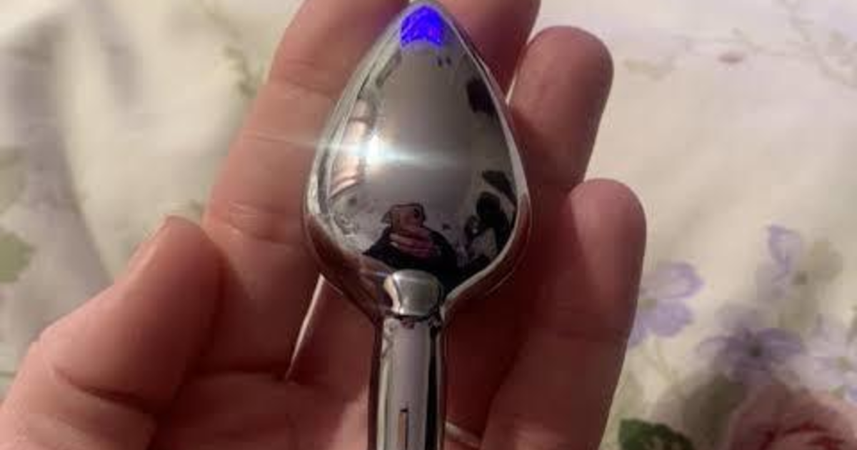 Vladimirdan qizlarning yalangoch shaxsiy selfilari