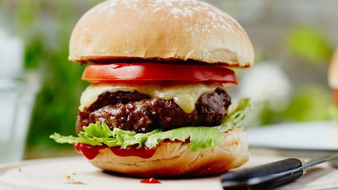 Evde hamburger yapmanın maliyeti daha mı fazla?