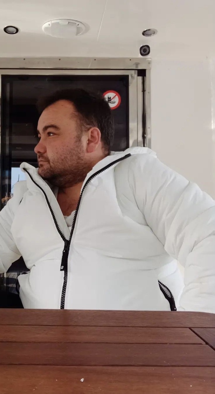 Teknede veya dağlarda bir kulübede yaşamayı tercih eder misiniz?