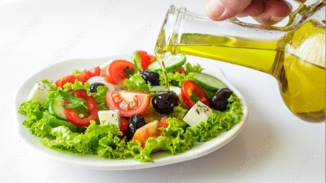 Salataya hangi yağı kullanırsınız?
