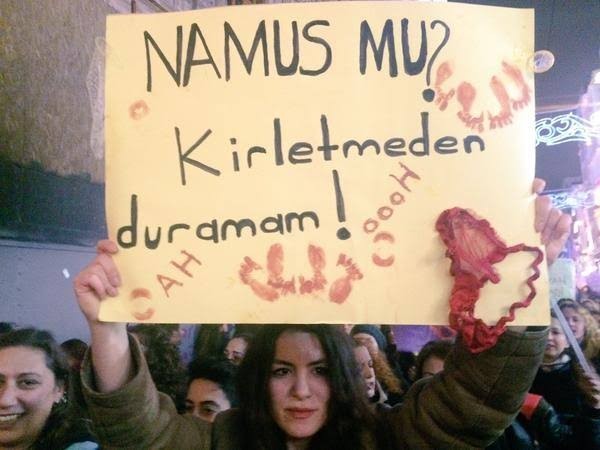 Kadın namus ve iffetini ortaya koyarak erkeğe iftira atmaz?
