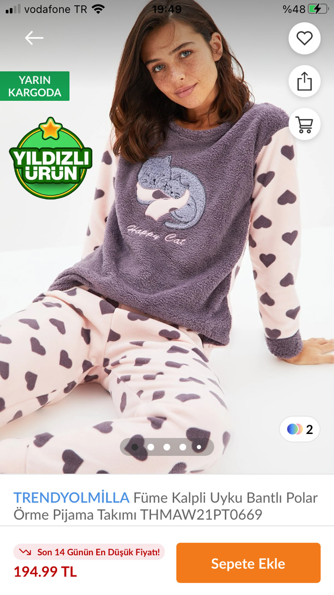 Pijamalariniz ne renk acaba?
