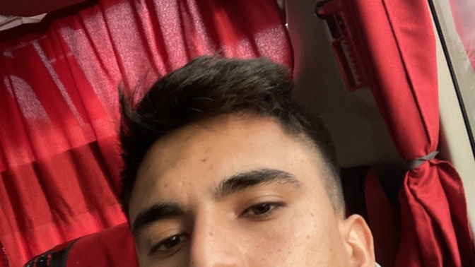 Yolculuk yaparken sizde böyle çirkinmisiniz?