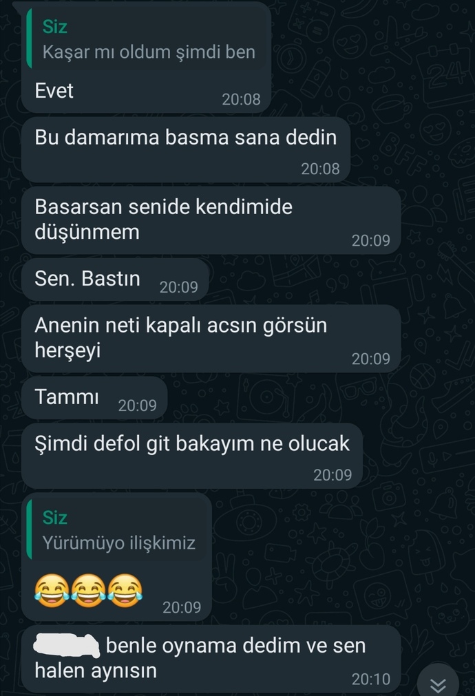 Sevgilim zorla yanında tutuyor beni. Kızlar başınıza geldi mi böyle bir şey, nasıl kurtuldunuz?