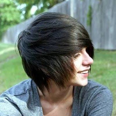 Emo tarzı hala çekici bulan var mı?