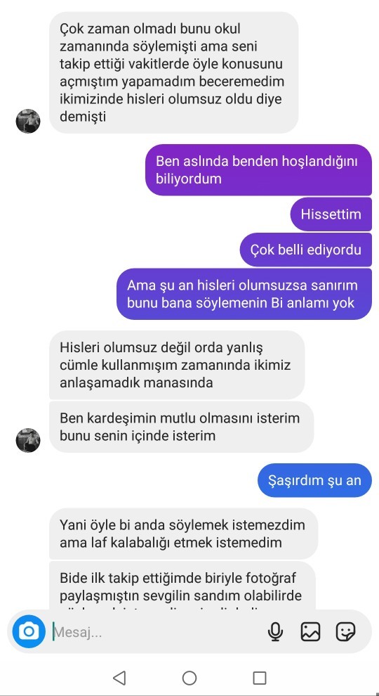 Bunu benden hoşlanan çocuk mı yazdırmıştır yoksa arkadaşı kendi mi yazdı sizce?