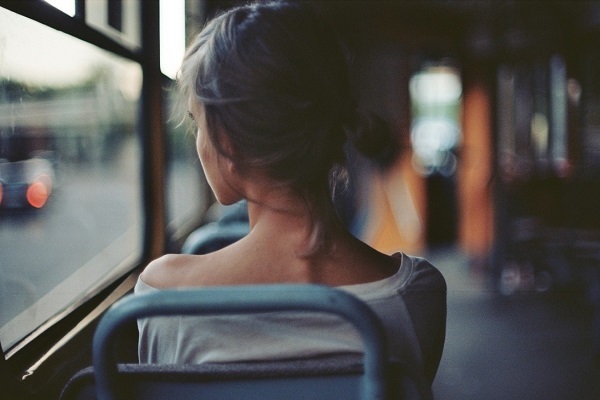 İnsan neden her zaman geçmişe özlem duyar, geçmiş dönemlerine dönmek ister?