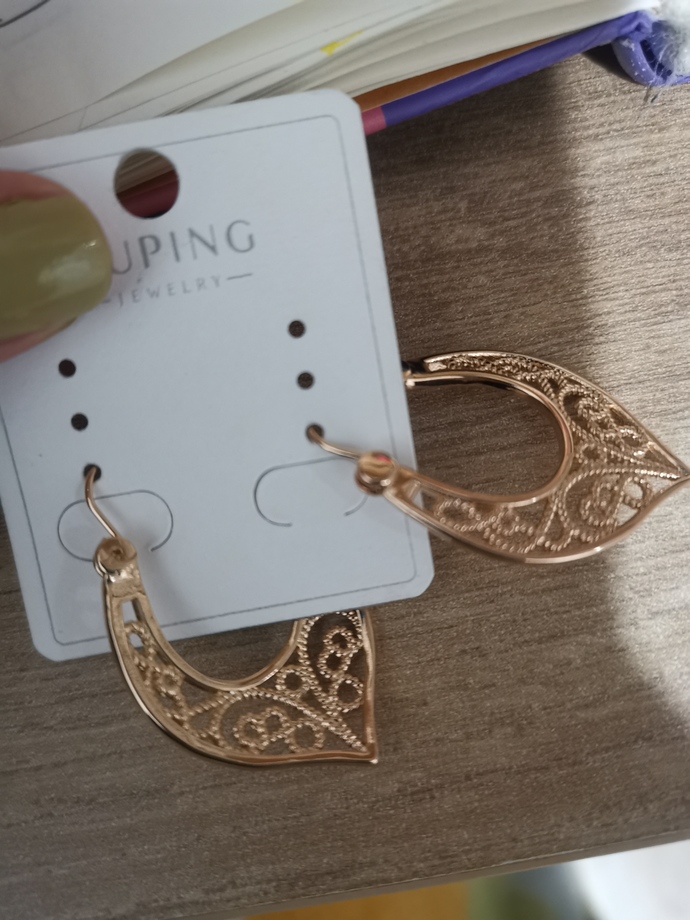 Sizce bu küpe kaç yaş aralığı için uygun?