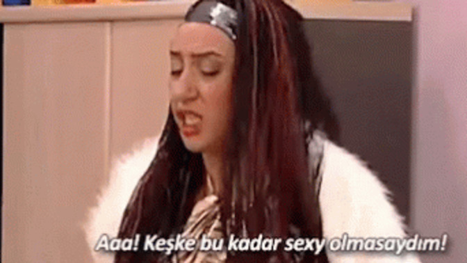 Hiç güzel veya yakışıklı olduğunuz için pişman oldunuz mu?
