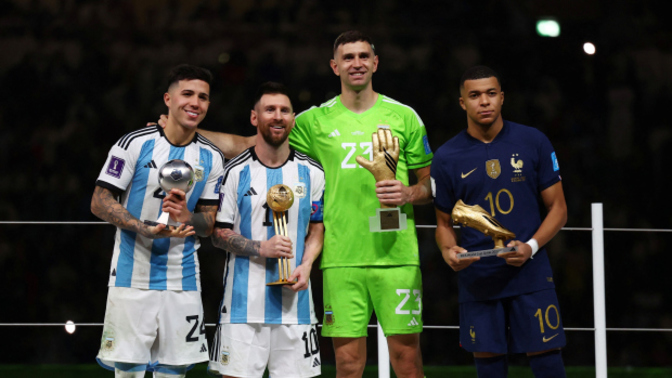 FIFA, En İyi Erkek Futbolcu adaylarını açıklandı! Sizce kim kazanacak ⭐️🏆?
