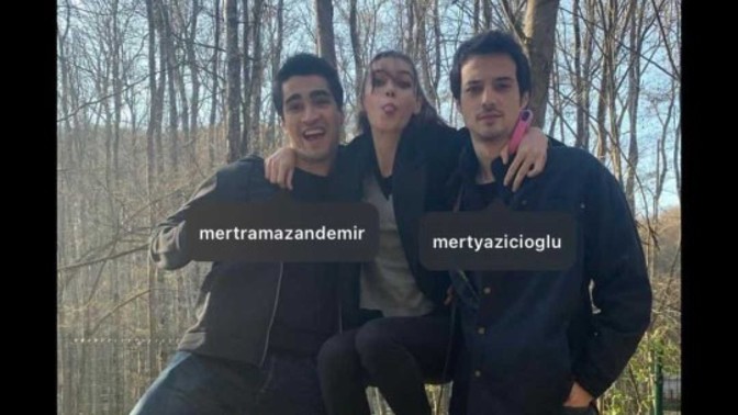 Afra Saraçoğlu, sevgilisinden ayrılınca yakın erkek arkadaşı ile sevgili olmuş. Sevginizin karşı cins yakın arkadaşı olabilir mi?