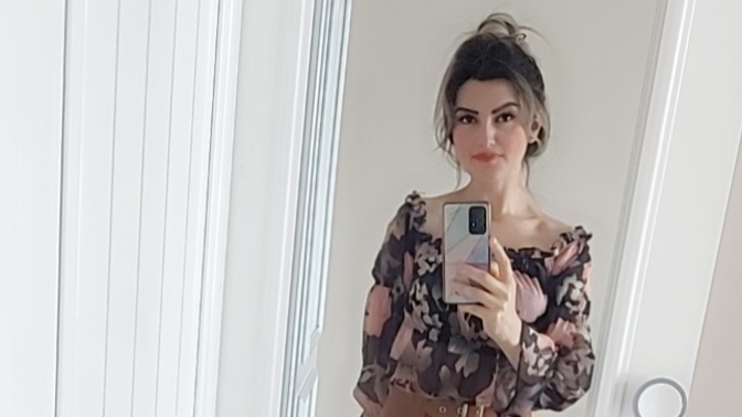 Kışın mini etek giymek daha cazip geliyor, böyle olan var mı başka?