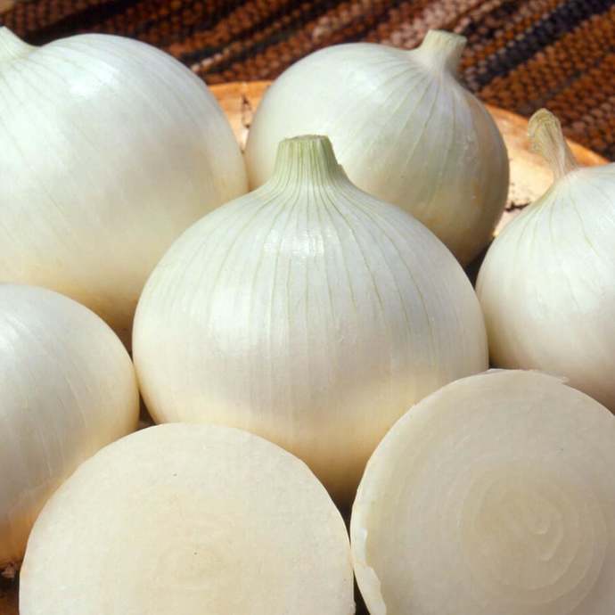 Soğanı menemenli mi yersiniz, menemensiz mi?