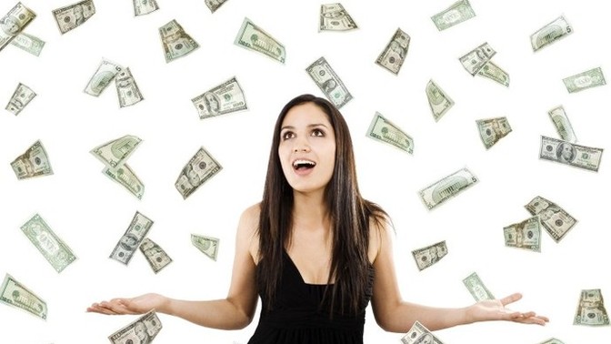 Tanımadığınız birileri yardım için para istese yardımcı  olur musunuz?