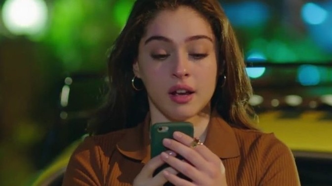 Telefonunu şifre ile donatan birine güven olur mu?