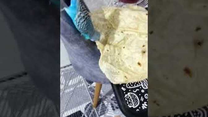 Muhabbet kuşlarının ekmek yemesi sıkıntı mi?