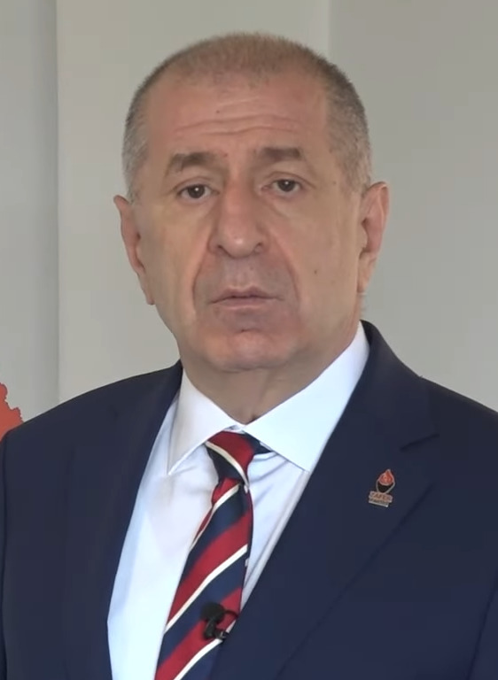 Kim daha sempatik 😛?