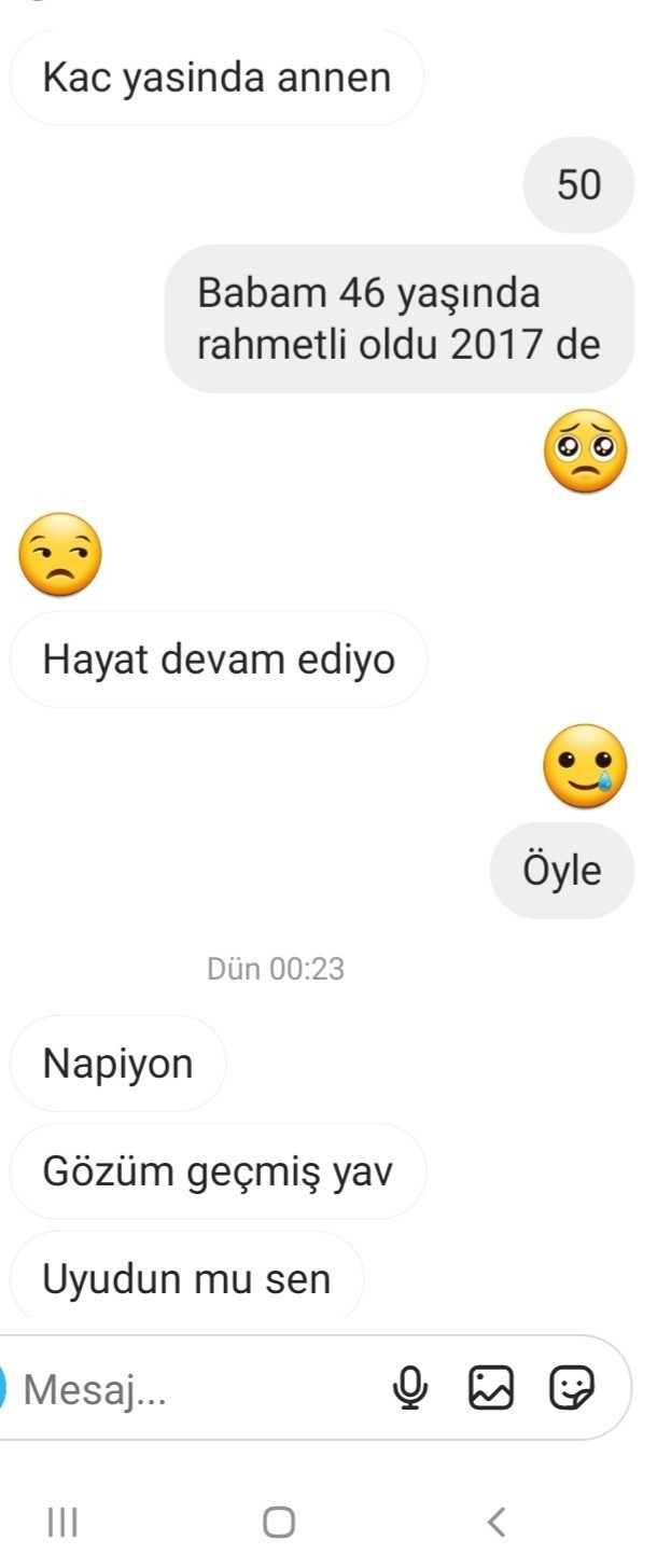 Görüldü attığı için küfür etti, özür istedi dilemedim. Şimdi hesabını açmış, ne demek bu?