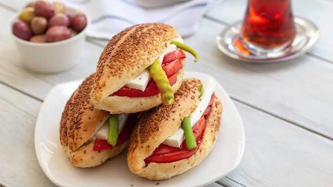 Ekmek arasına en çok hangi yiyecekler yakışıyor?