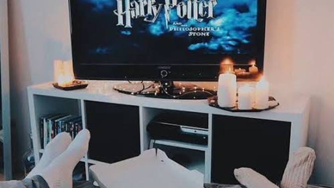 İzleyeceğin filmi IMDb puanı ve yorumlara göre mi seçersin?