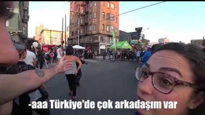 Ülkenize gelen turistlerle yabancı dil konuşur musunuz?