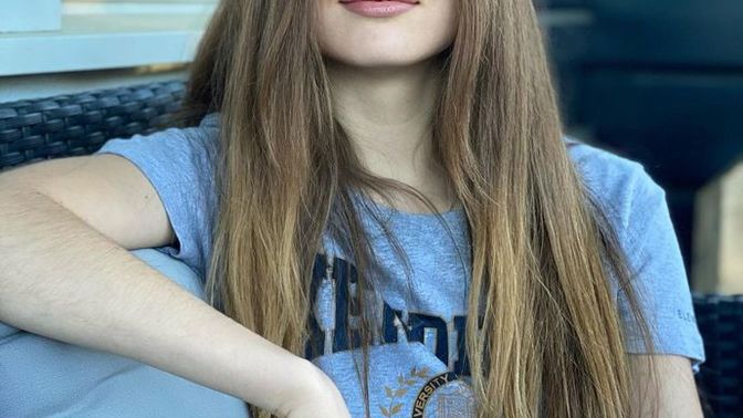 17 yaşındaki bu Rus kız dünyanın en güzel kızı seçilmiş. Sizce hak etmemiş mi?