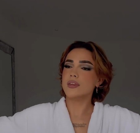 Makyaj yapan erkekler hakkında ne düşünüyorsunuz?