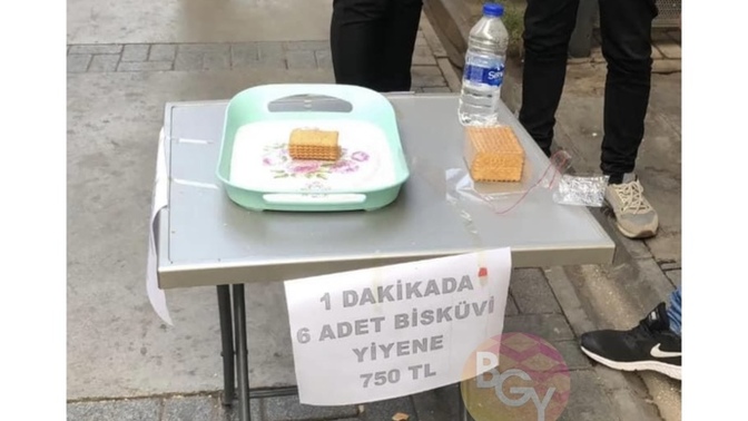 1 dakikada 6 adet bisküvi yer misiniz?
