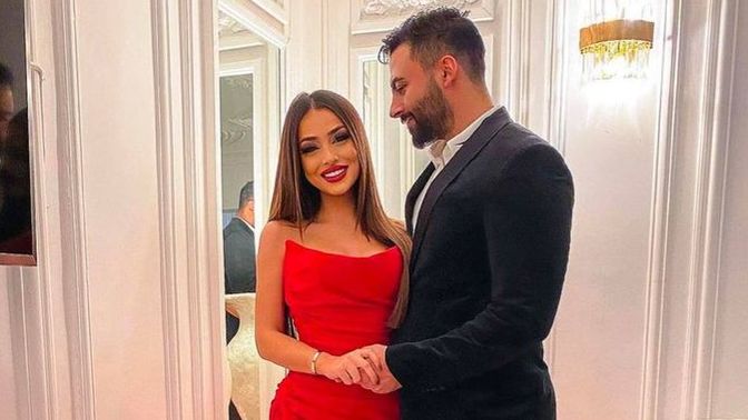 Hayatınızdaki kişi giyiminize karışır mı?