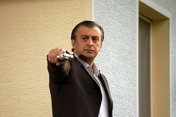 Kurtlar Vadisi dizisinde en çok kimin ölümüne üzüldünüz?