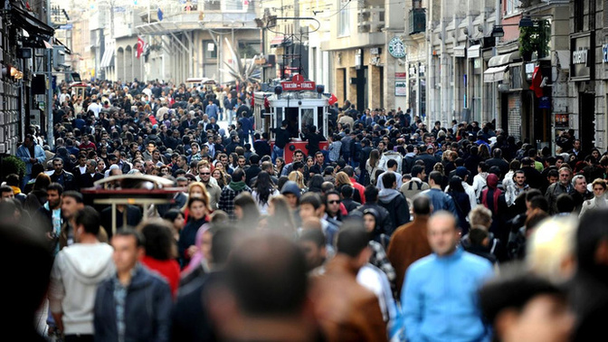 Türkiye'nin ortalama zeka seviyesi (IQ) 90'dan 87'ye düştü. Sizce neden böyle oldu?