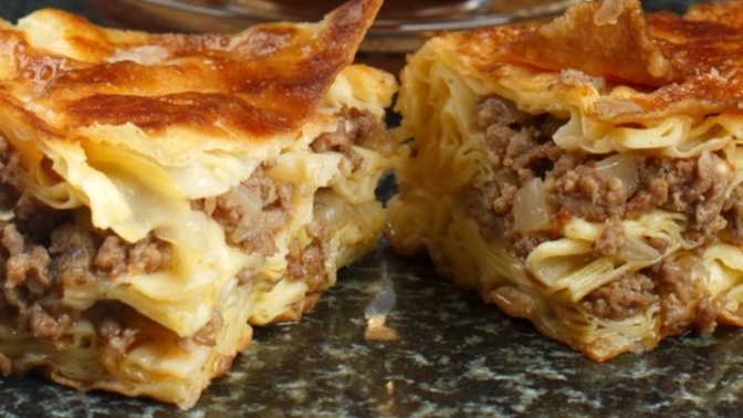 Kıymalı börek çayla mı, kolayla mı yenir?
