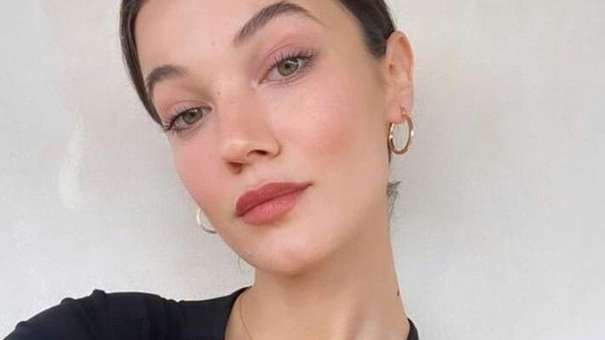 Sizce hangi oyuncu daha güzel?