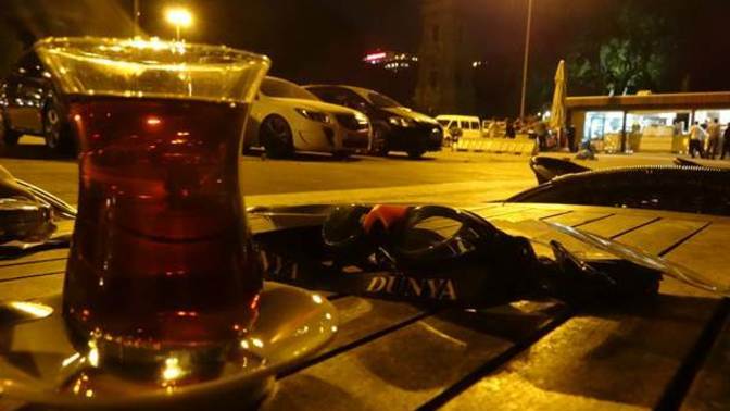 Gece çay içmek kıroluk mudur?
