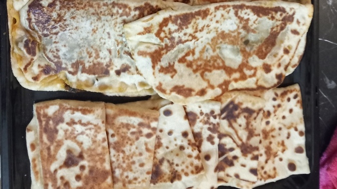 Ispanak sever misin , ben sadece gözleme de seviyorum çay yapacak olan gelsin 😂?