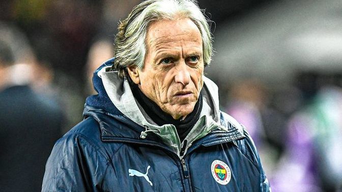 Jorge Jesus'a güveniyor musunuz? Sizce Fenerbahçe'yi şampiyon yapabilecek mi?