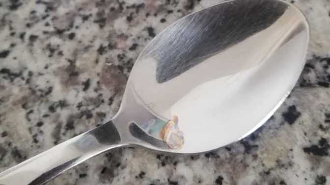 Bulaşıklarda leke kalmasının sebebi nedir?