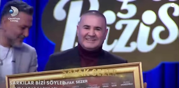 Şafak Sezerin estetikli halini nasıl buldunuz, estetik erkeklere yakışıyor mu sizce?