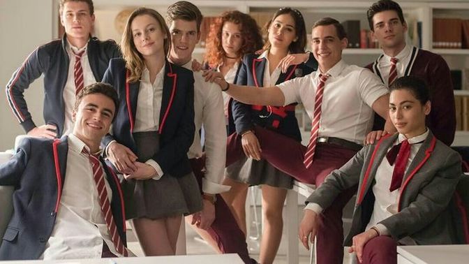 Arkadaşım "yabancı dizi izlemiyorum ahlakım bozuluyor" dedi, dizi izlemekle ahlak bozulur mu?