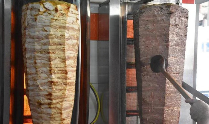 Et döner mi, tavuk döner mi sizin tercihiniz hangisi?
