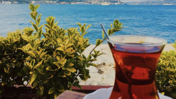 Çayı şekerli mi, içiyorsunuz şekersiz mi?