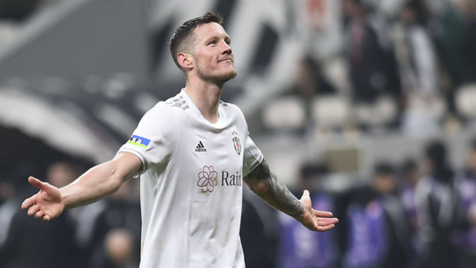 Beşiktaş'tan ayrılan Weghorst antrenmanlardan pek memnun olmadığını belirtti. Ne düşünüyorsunuz?