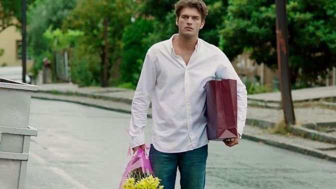 İlk buluşmaya çiçek ile gitmek demode mi oldu?