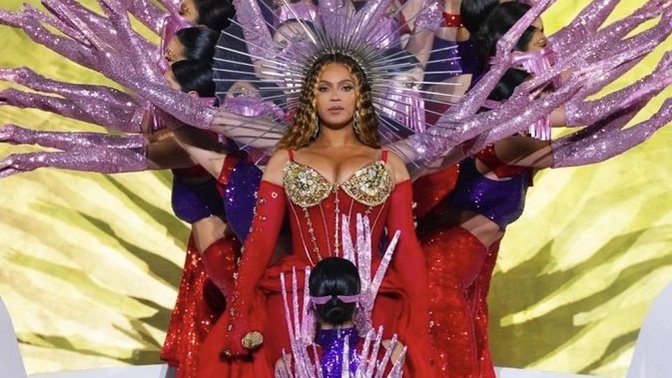 Dubai'deki otel açılışında sahne alan Beyonce'ye, 1 saat içinde 24 milyon dolar ödendi. Ne düşünüyorsunuz?