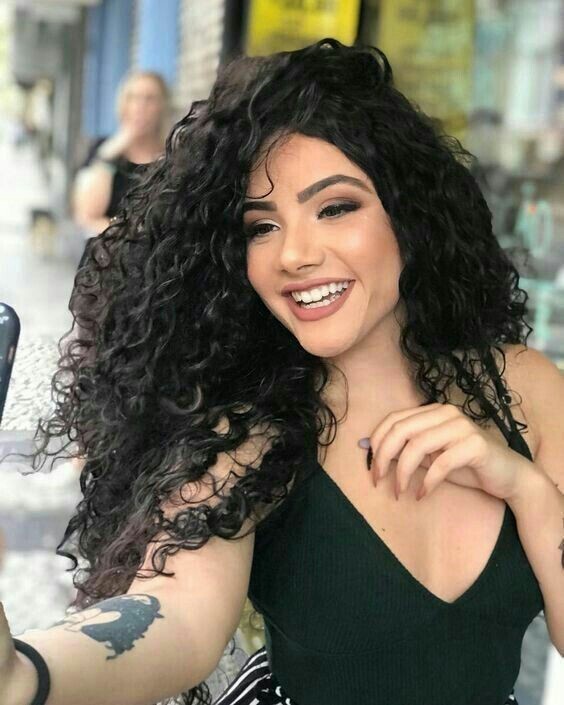 Kıvırcık saçlarla yaşamak zor mu?