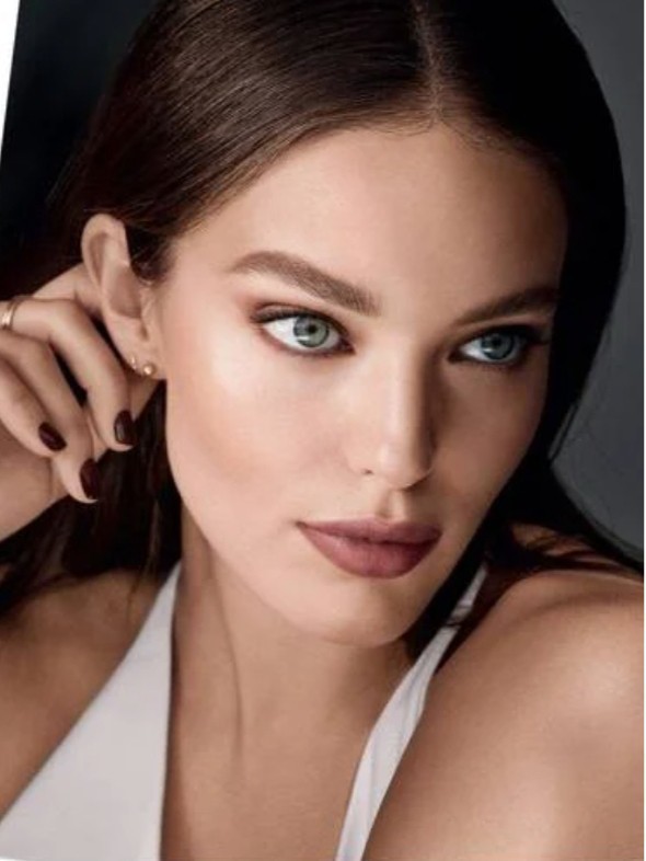 Bana göz altı kapatıcı, concealer ya da  komple yüz için bb krem önerir misiniz?