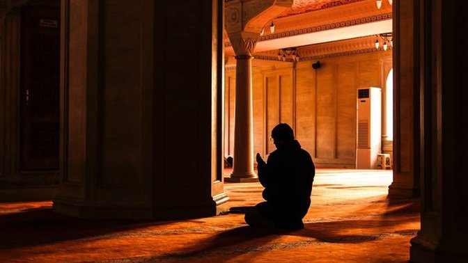 Mübarek üç aylara girmiş bulunuyoruz, ibadet etmeyi düşünüyor musunuz?