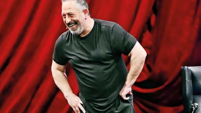 Cem Yılmaz'ı gerçekten komik buluyor musunuz?