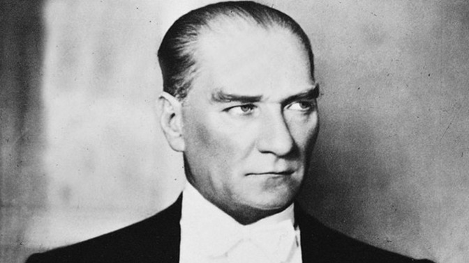 Türkiye Cumhuriyeti bitirildi farkında mısınız?