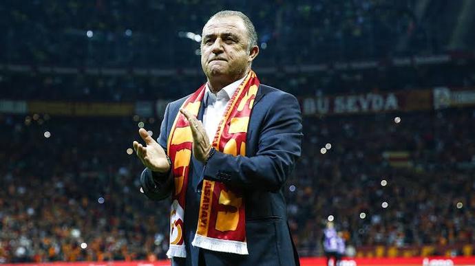 The Guardianın Yılın en iyi 100 futbolcusu anketinin jürisindeki ilk Türk, Fatih Terim olmuş! Sizce de hak ediyor mu?